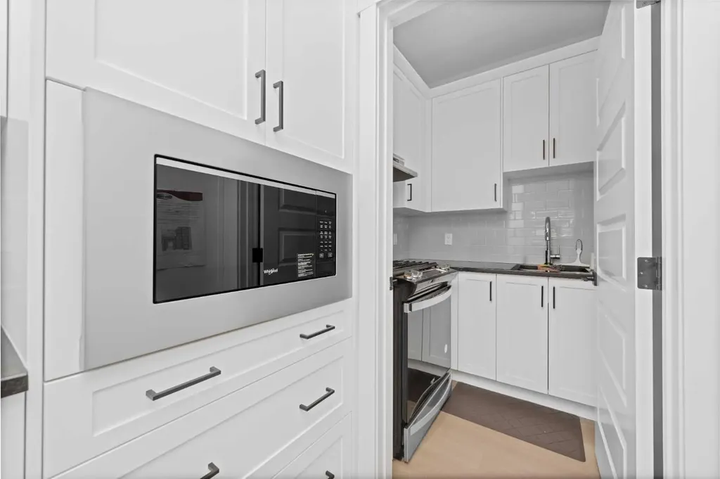 328 Homestead Grove NE Calgary AB T3J 5R6