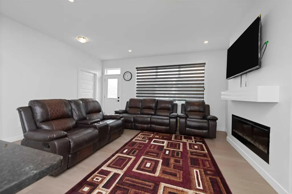 328 Homestead Grove NE Calgary AB T3J 5R6