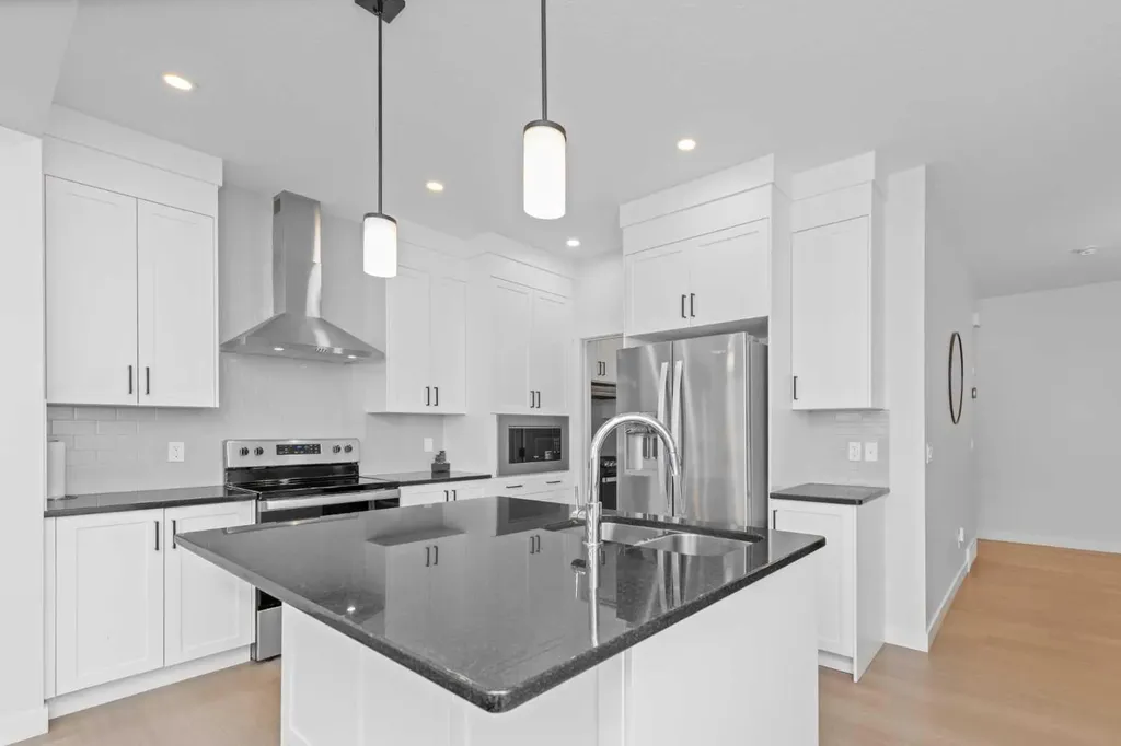 328 Homestead Grove NE Calgary AB T3J 5R6