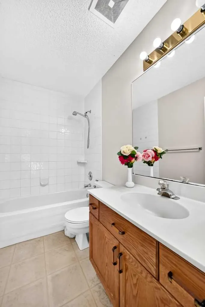 54 Coral Springs Court NE Calgary AB T3J 3W9