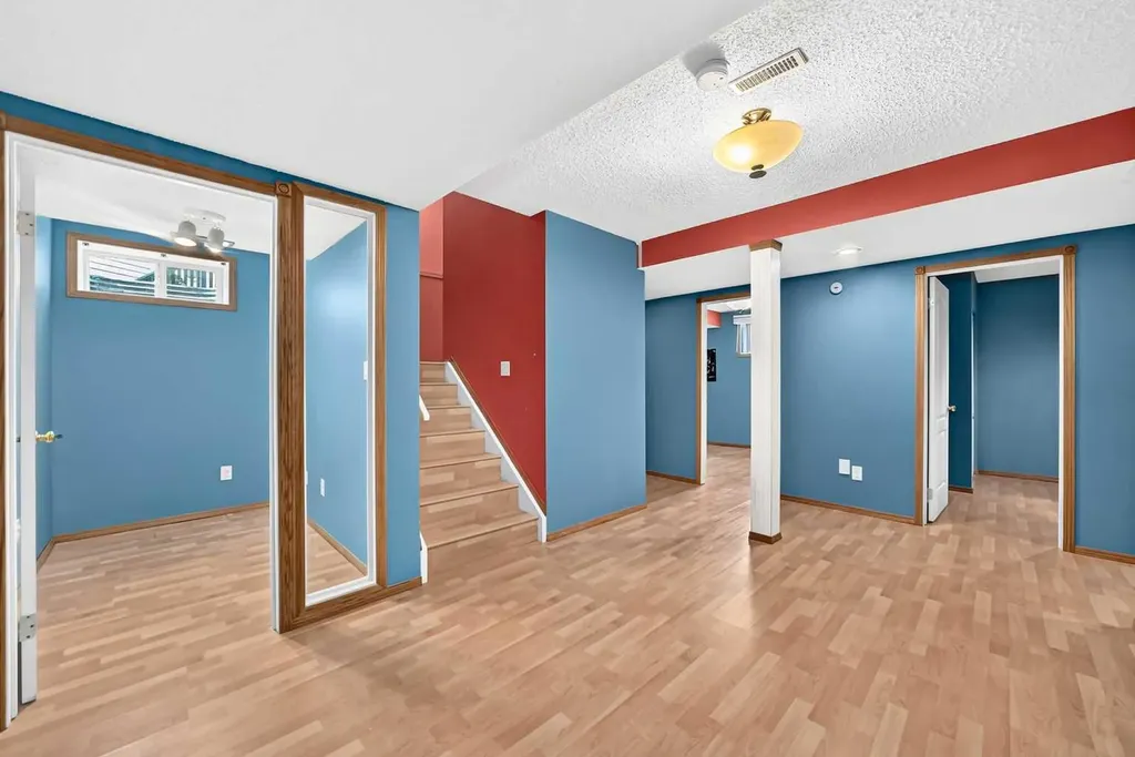 54 Coral Springs Court NE Calgary AB T3J 3W9