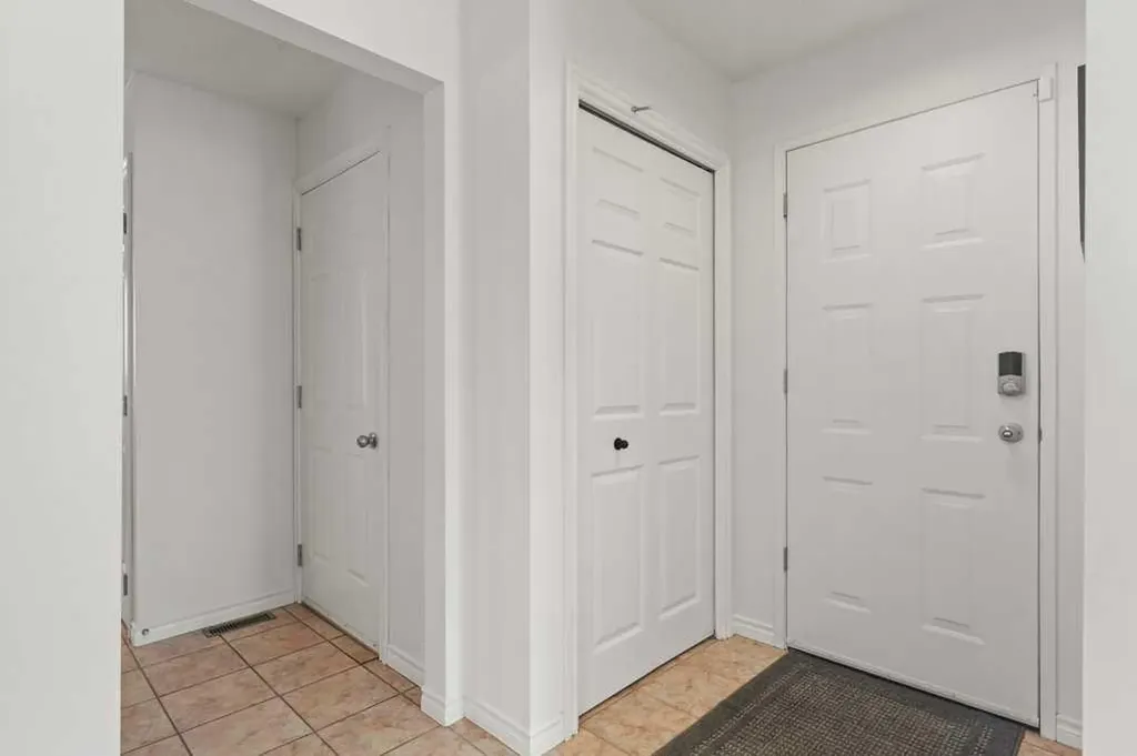 167 Deerpath Court SE Calgary AB T2J 6K9