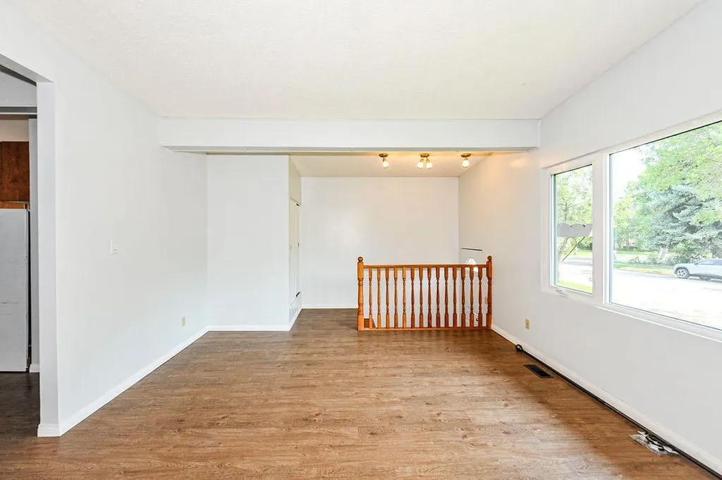 Mount Pleasant Drive Camrose AB T4V 2M6