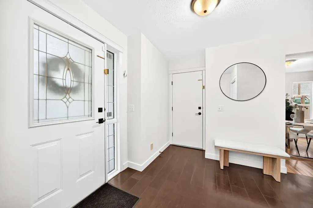 262 Coventry Court NE Calgary AB T3K 5E8