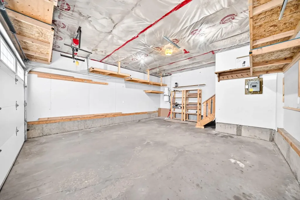 262 Coventry Court NE Calgary AB T3K 5E8