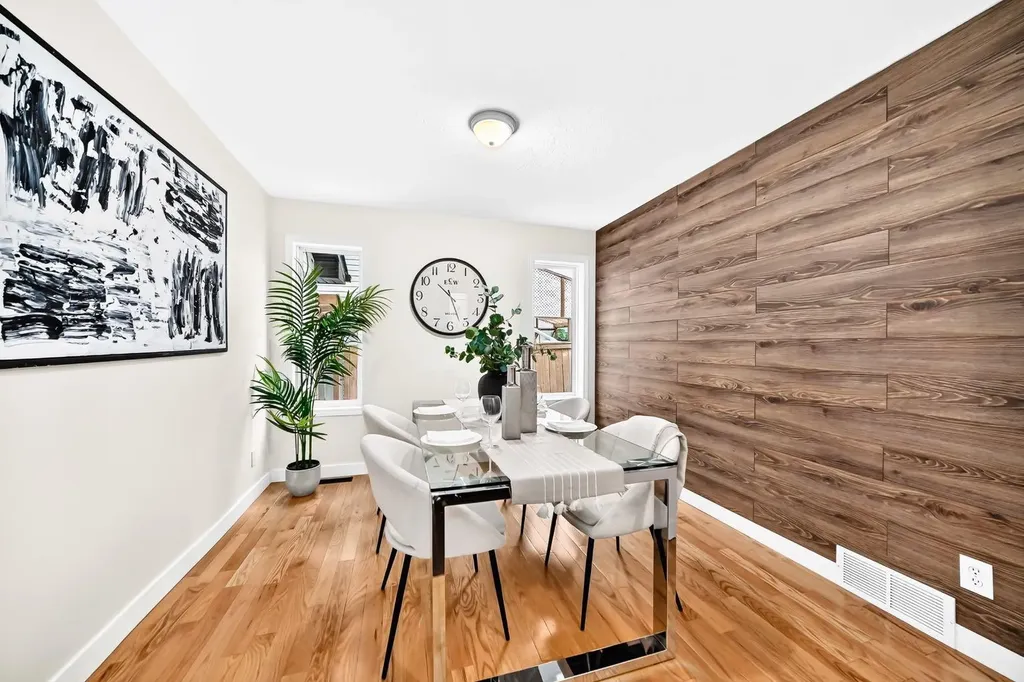 262 Coventry Court NE Calgary AB T3K 5E8