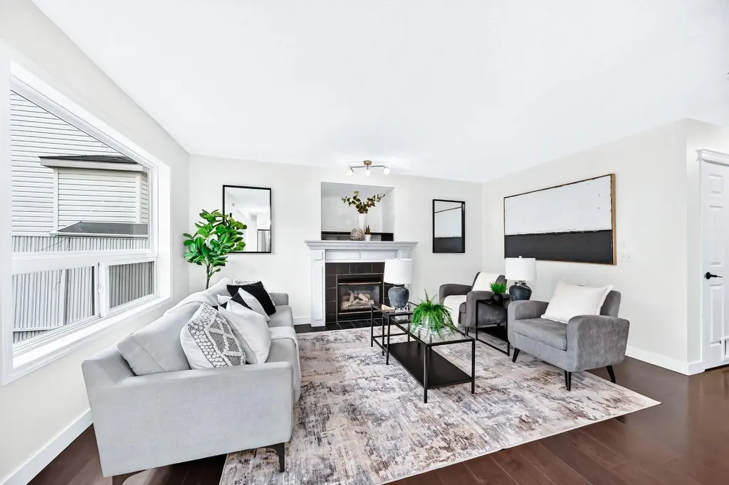262 Coventry Court NE Calgary AB T3K 5E8