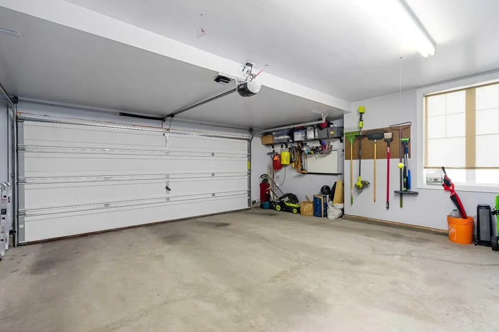 1575 Windstone Road SW Airdrie AB T4B 3X6