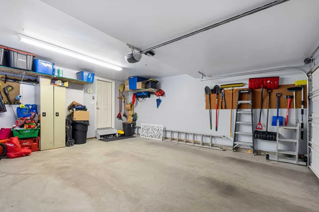 1575 Windstone Road SW Airdrie AB T4B 3X6