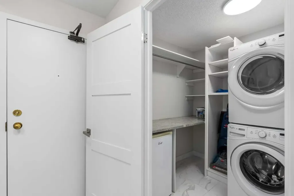 225 25 Avenue SW Calgary AB T2S 2V2