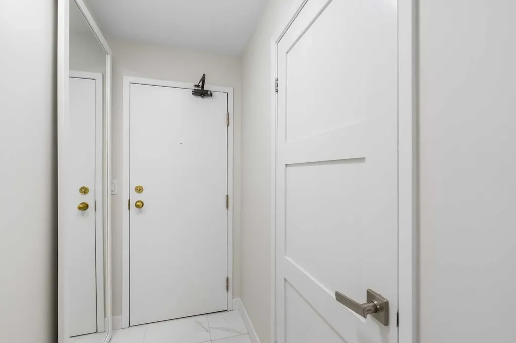 225 25 Avenue SW Calgary AB T2S 2V2