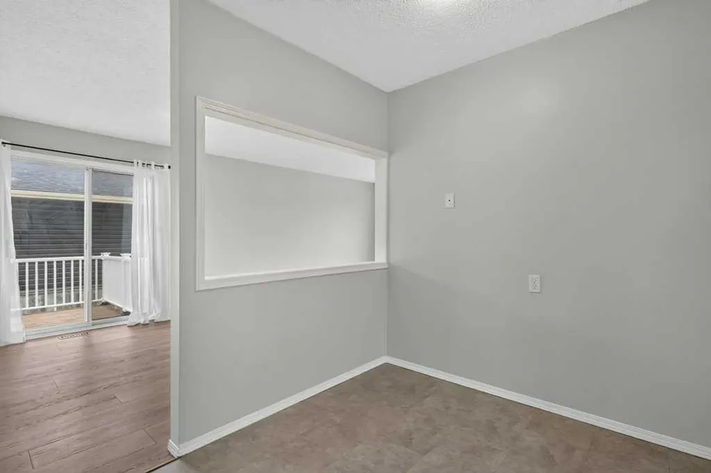 44 Falshire Close NE Calgary AB T3J 3A1