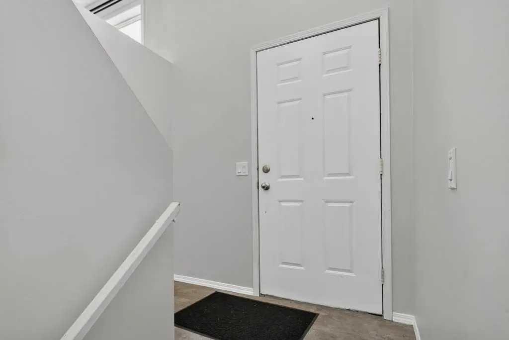 44 Falshire Close NE Calgary AB T3J 3A1
