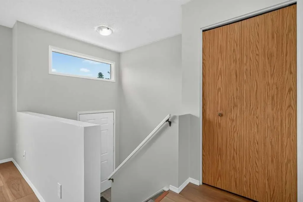 44 Falshire Close NE Calgary AB T3J 3A1