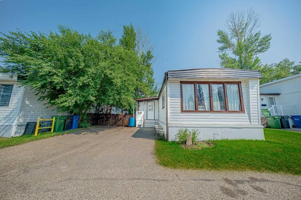 6834 59 Avenue Red Deer AB T4P1C9