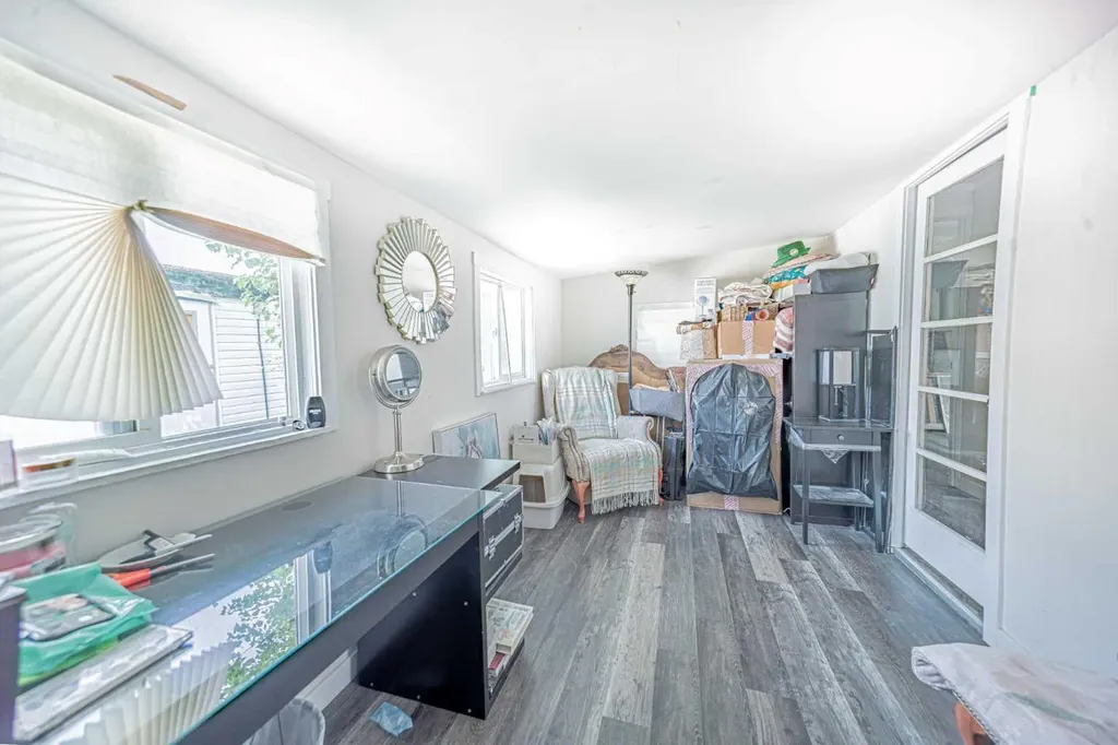 6834 59 Avenue Red Deer AB T4P1C9