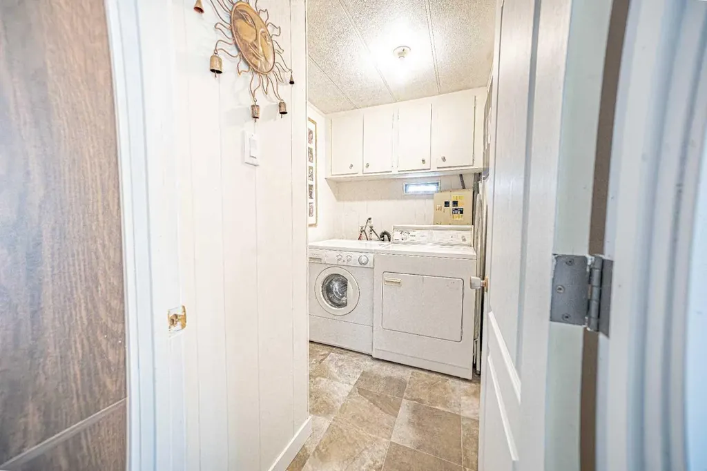 6834 59 Avenue Red Deer AB T4P1C9