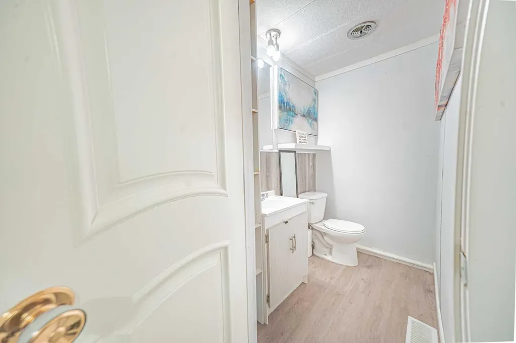 6834 59 Avenue Red Deer AB T4P1C9