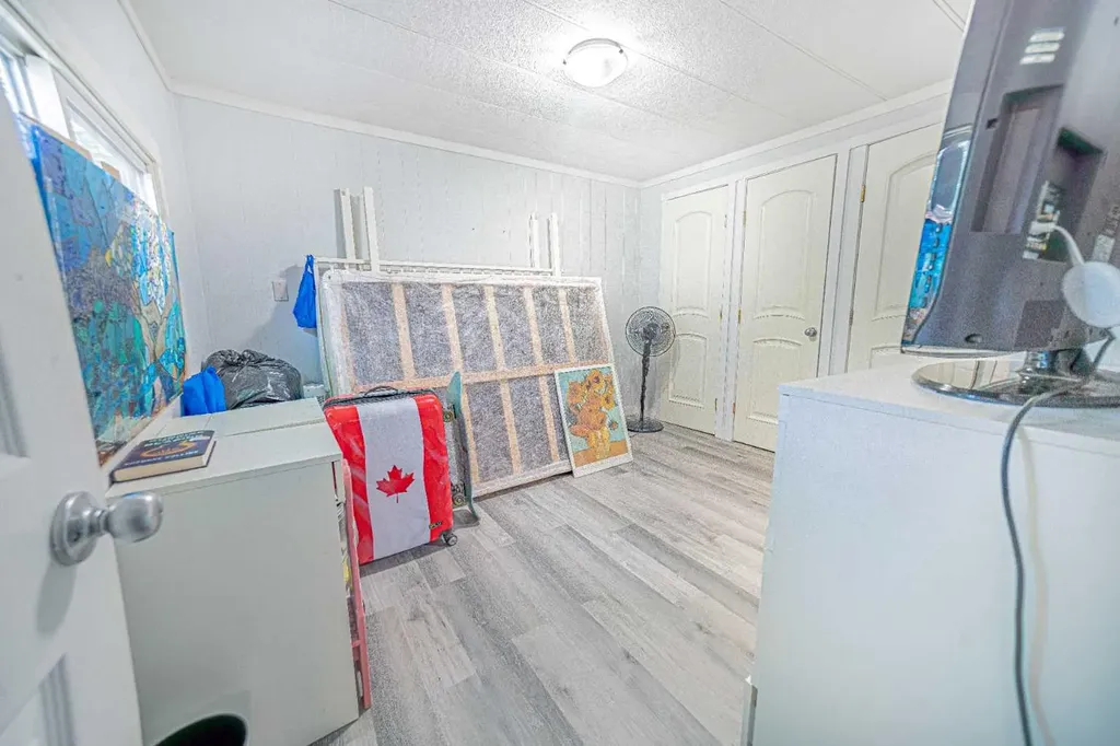 6834 59 Avenue Red Deer AB T4P1C9
