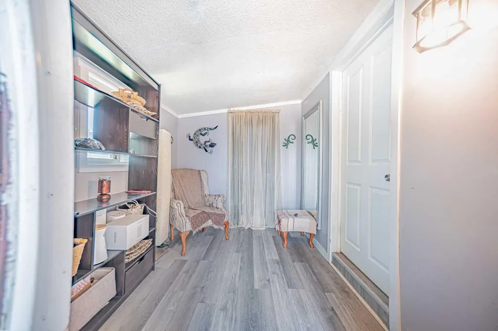 6834 59 Avenue Red Deer AB T4P1C9