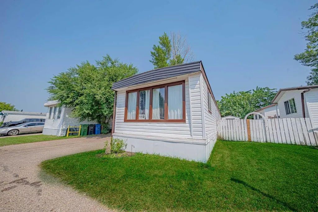 6834 59 Avenue Red Deer AB T4P1C9