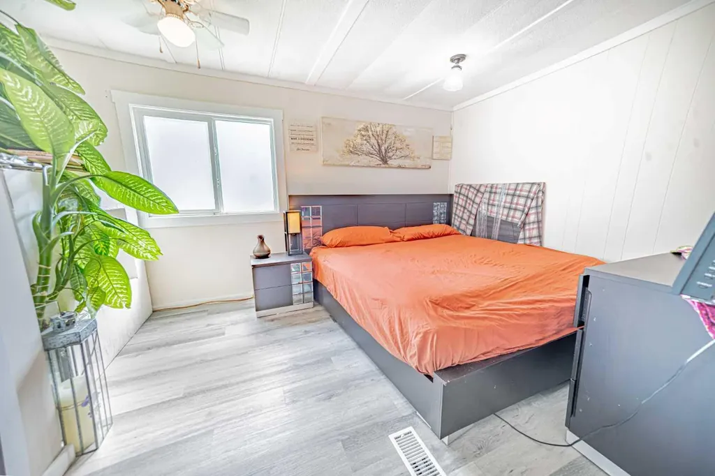 6834 59 Avenue Red Deer AB T4P1C9
