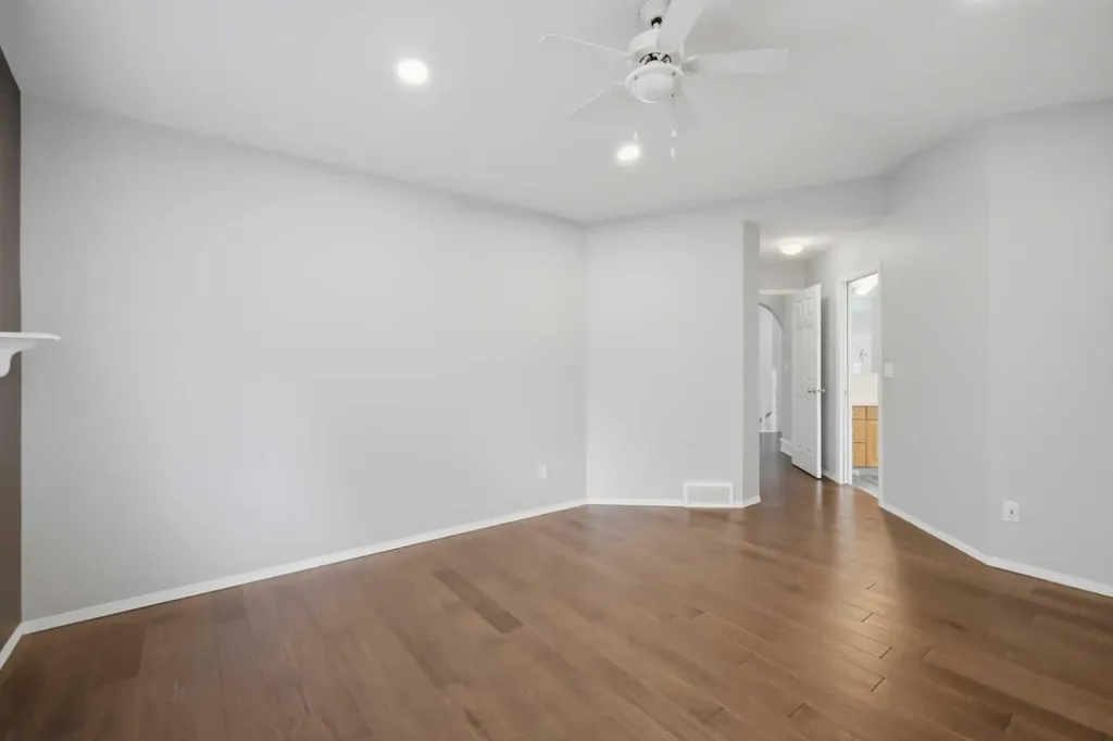 5508 49 Avenue Alix AB T0C 0B0