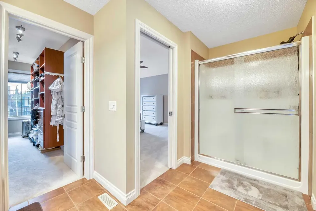 331 Mahogany Court SE Calgary AB T3M 0T5