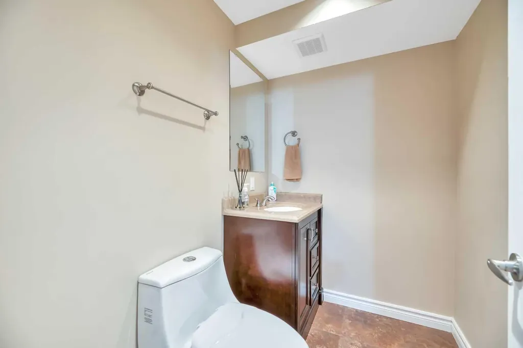 331 Mahogany Court SE Calgary AB T3M 0T5