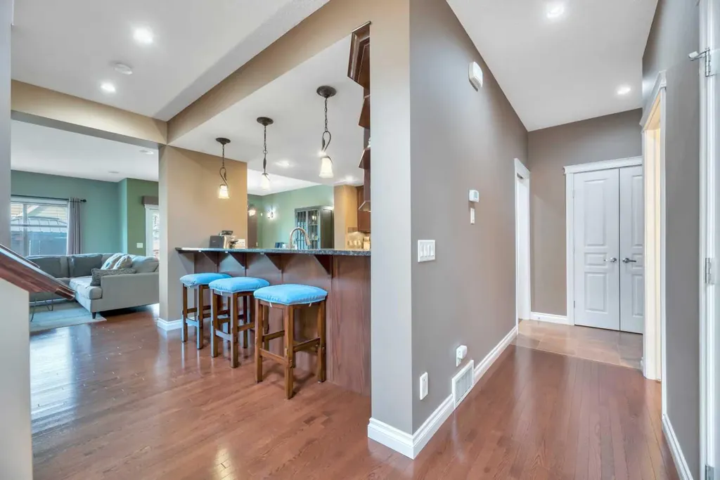 331 Mahogany Court SE Calgary AB T3M 0T5