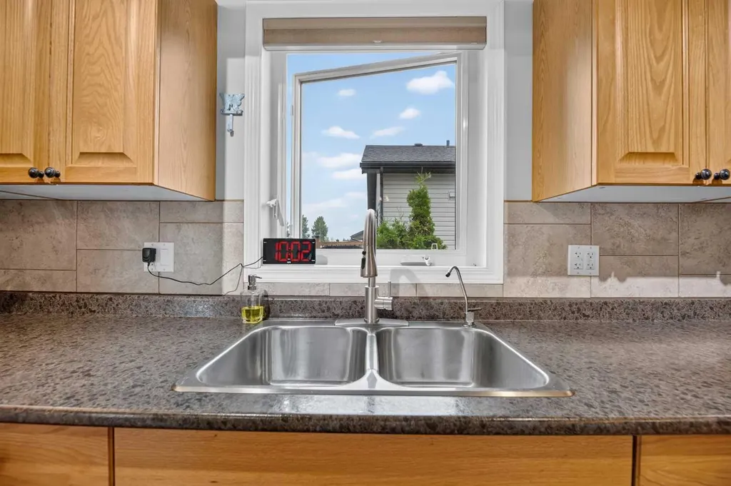 41 Deer Coulee Drive Didsbury AB T0M0W0