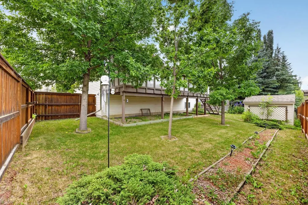 41 Deer Coulee Drive Didsbury AB T0M0W0