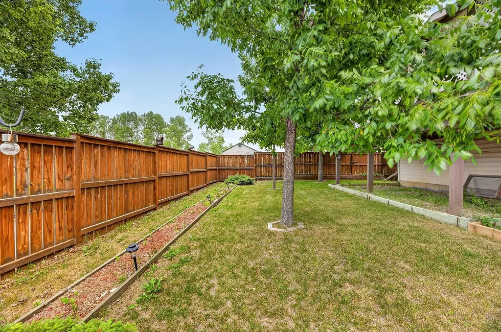 41 Deer Coulee Drive Didsbury AB T0M0W0