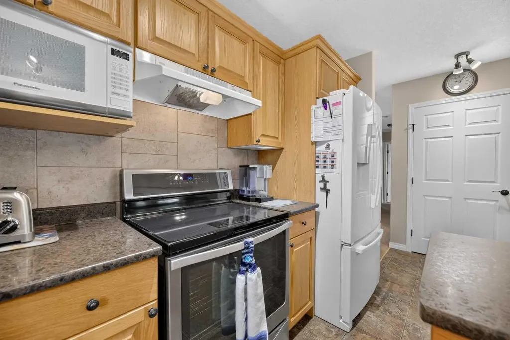 41 Deer Coulee Drive Didsbury AB T0M0W0