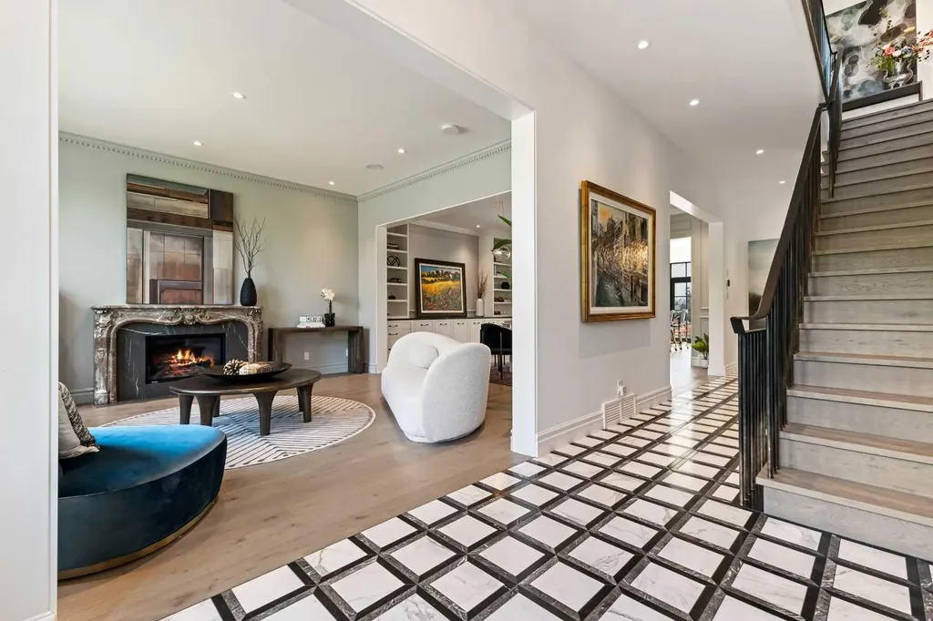 82 Valour Circle SW Calgary AB T3E 7B6