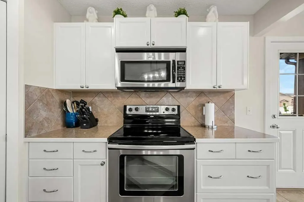13061 Coventry Hills Way NE Calgary AB T3K 0J6