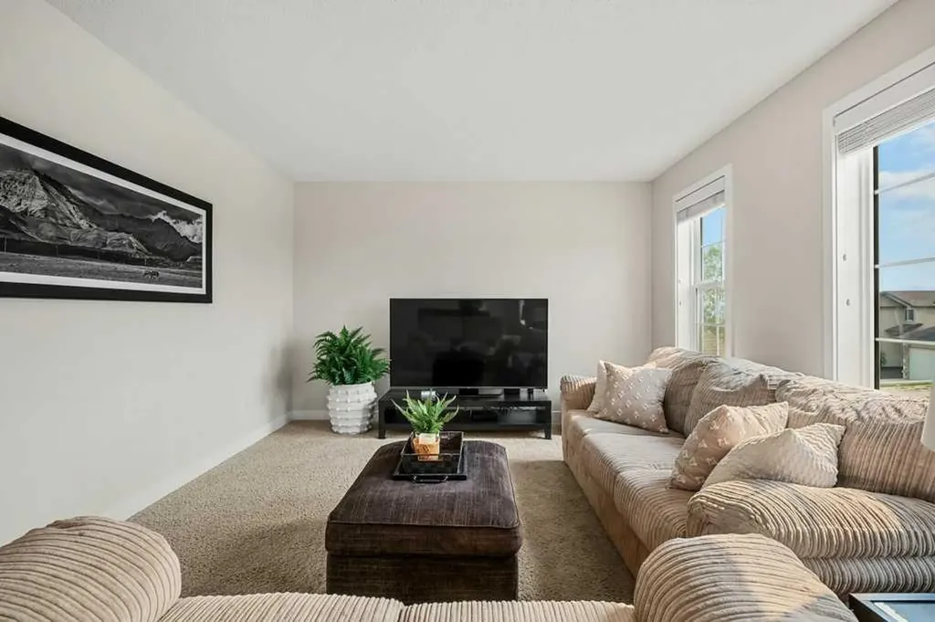 13061 Coventry Hills Way NE Calgary AB T3K 0J6