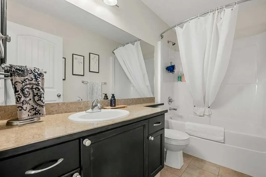 13061 Coventry Hills Way NE Calgary AB T3K 0J6
