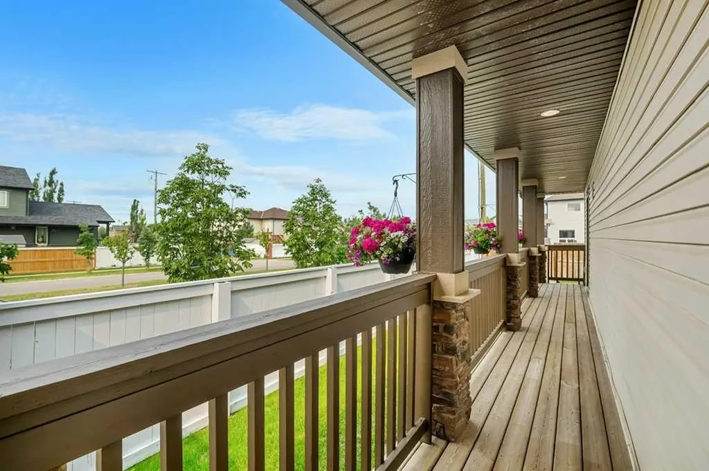 13061 Coventry Hills Way NE Calgary AB T3K 0J6