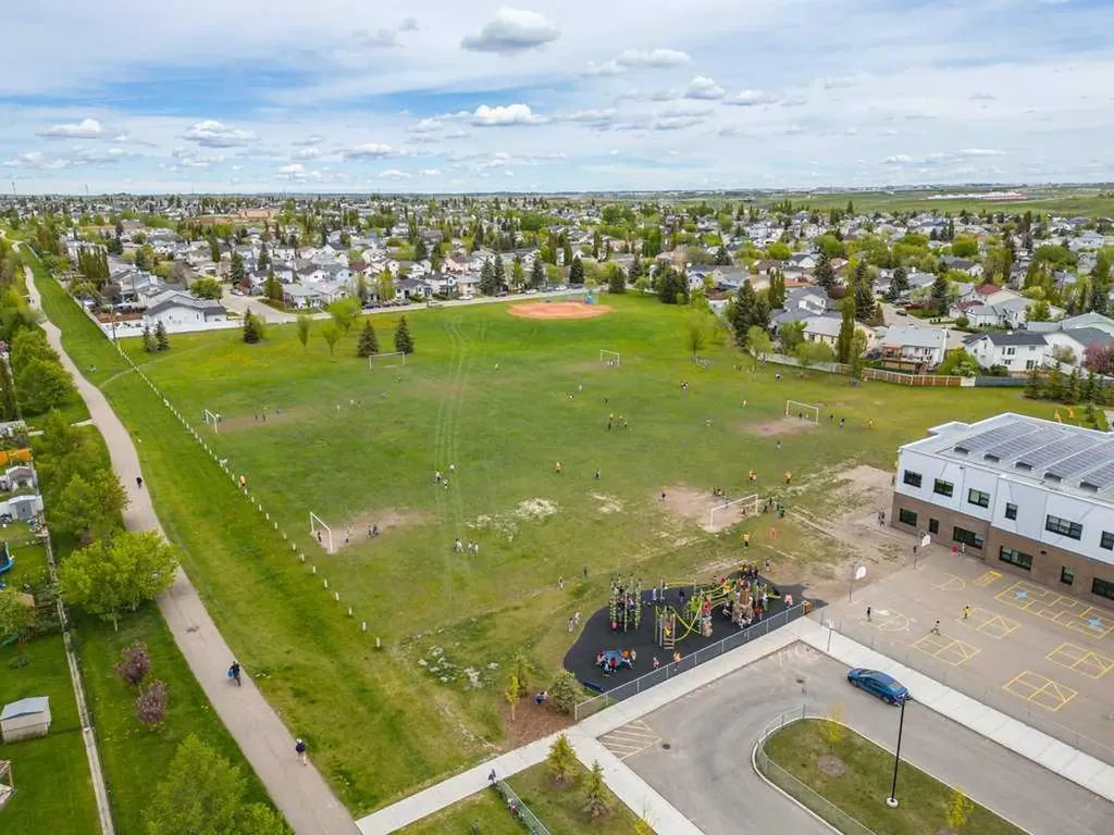 13061 Coventry Hills Way NE Calgary AB T3K 0J6
