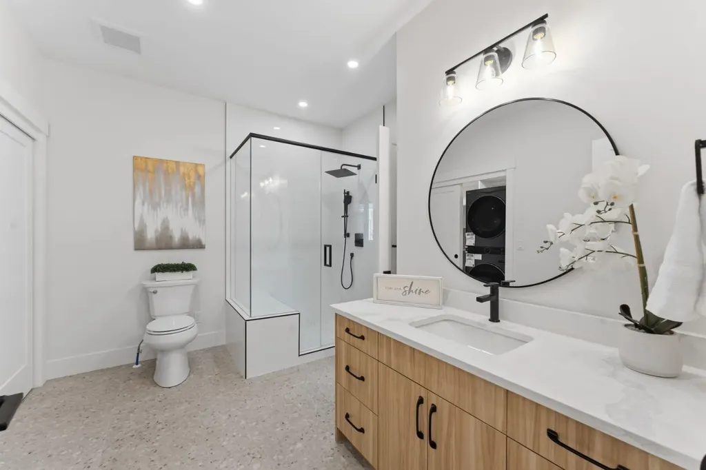 12 Prominence Point SW Calgary AB T3H 3E8