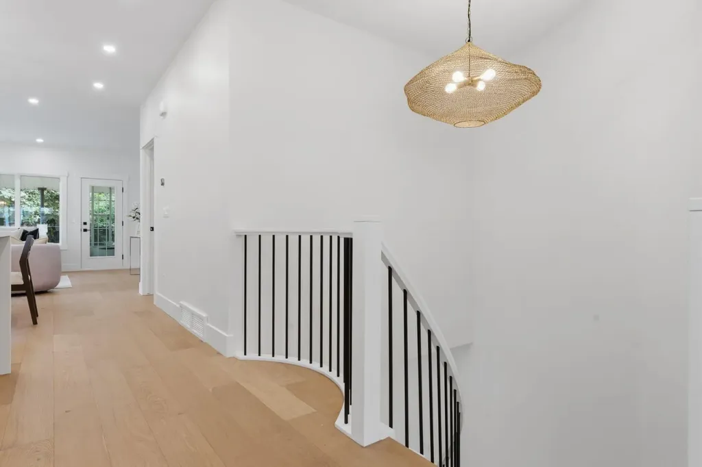 12 Prominence Point SW Calgary AB T3H 3E8