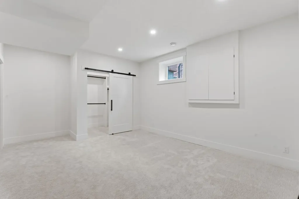 12 Prominence Point SW Calgary AB T3H 3E8