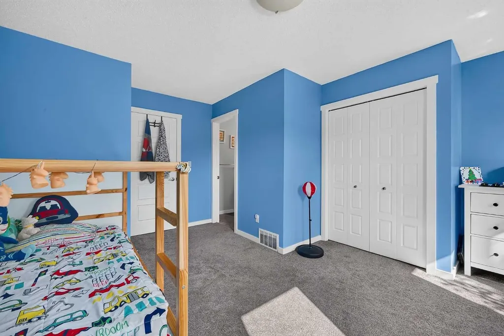 2400 Ravenswood View SE Airdrie AB T4A 0V7