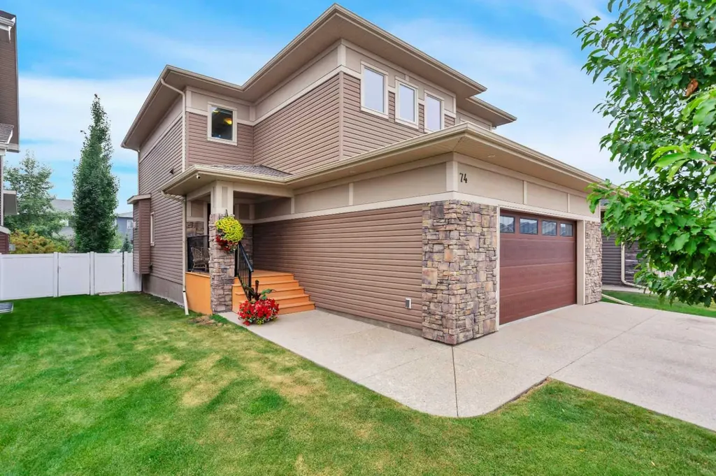 74 Lazaro Close Red Deer AB T4R 0R8