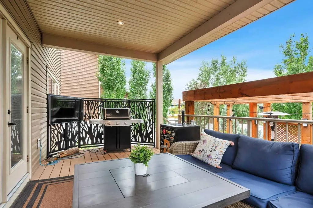 74 Lazaro Close Red Deer AB T4R 0R8