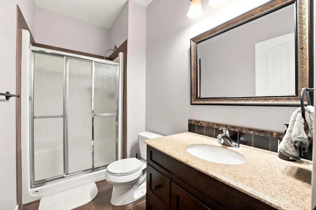 100 Vincent Close Red Deer AB T4R 0H8