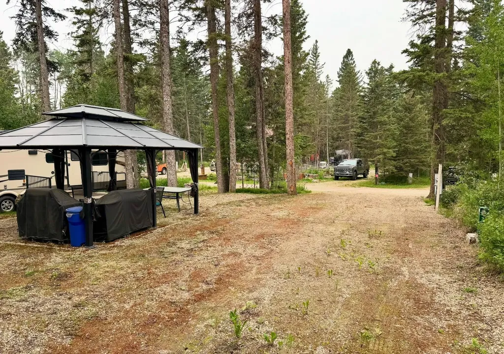 5227 Township Road 320 Rural Mountain View County AB T0M1X0