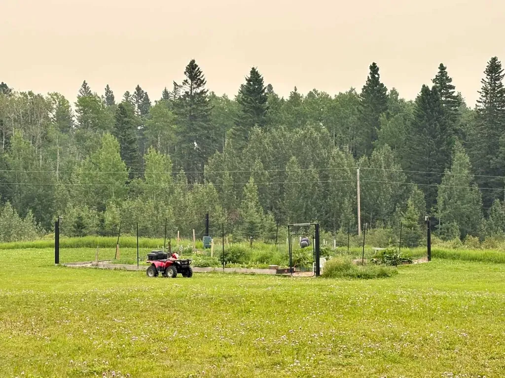 5227 Township Road 320 Rural Mountain View County AB T0M1X0