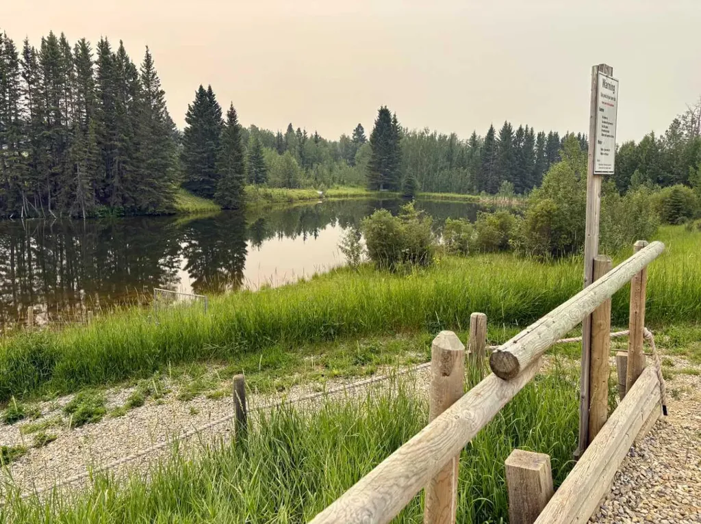 5227 Township Road 320 Rural Mountain View County AB T0M1X0